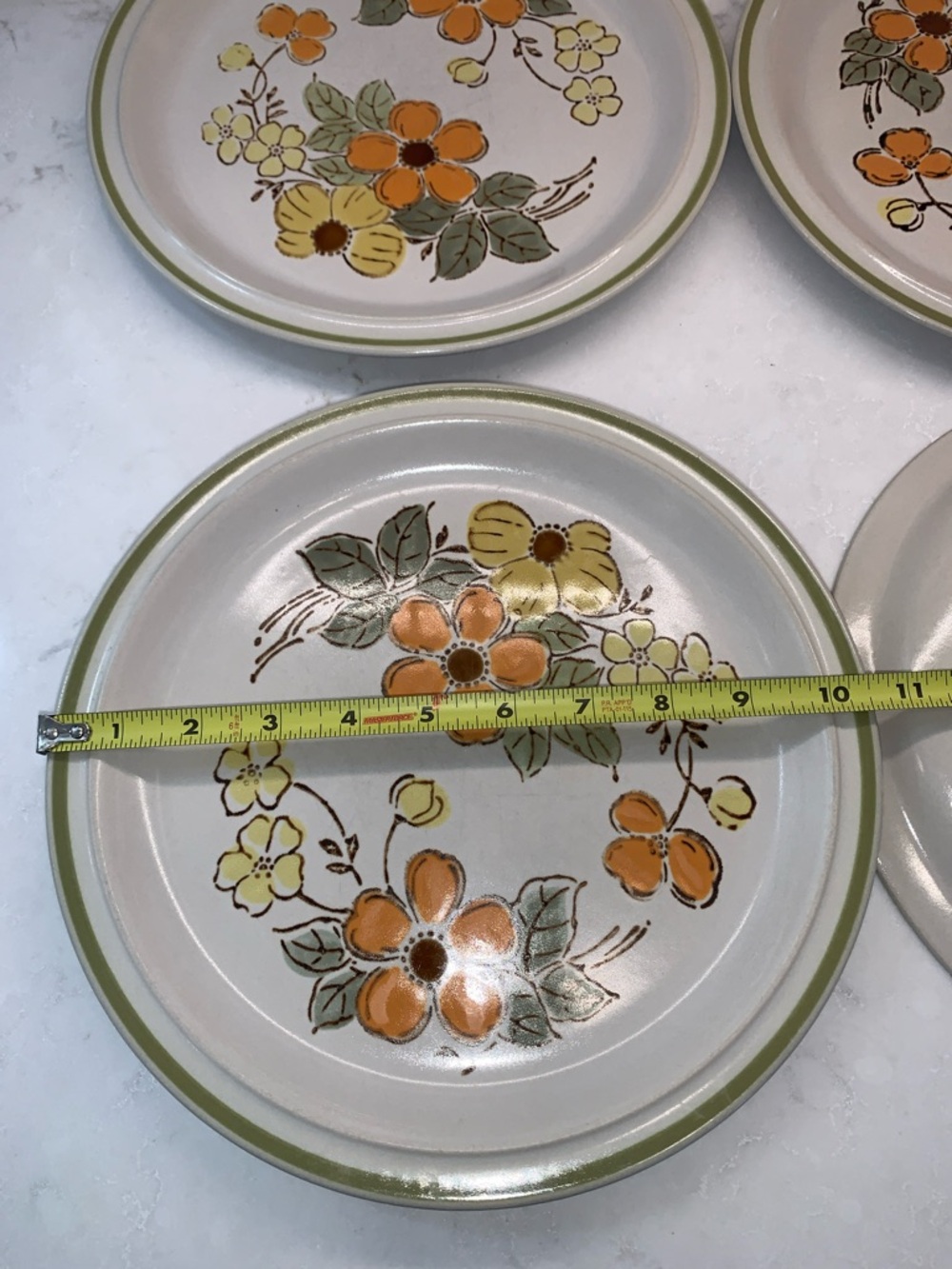 MCM Vintage Harvest Collection Floral Ceramic Dinner Plates Set - Picture 7 of 7